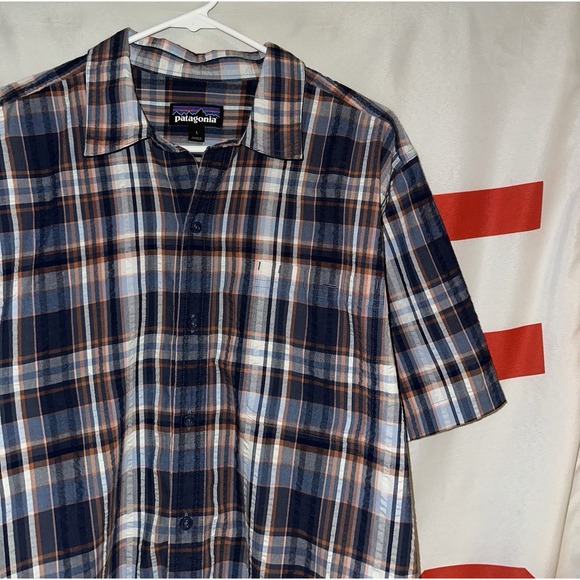 Patagonia Button Up Shirt Mens Large Plaid Short Sleeve Seersucker Hiking - Picture 2 of 7